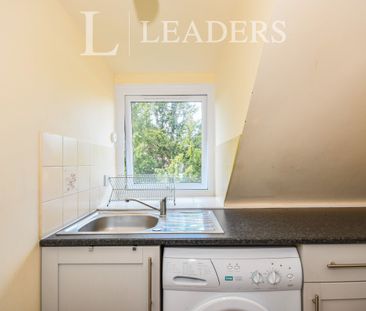 studio to rent St. Winifreds Road, Bournemouth, BH2 - Photo 5