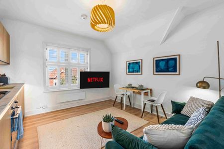 2 Bed Flat, Hove Sunrise, BN3 - Photo 3