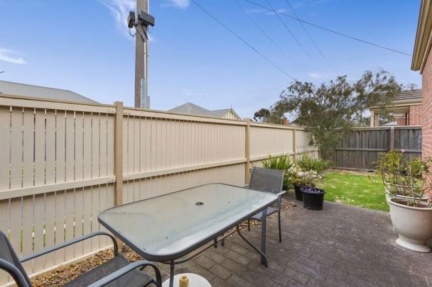2-4 Silk Avenue, Manifold Heights - Photo 1