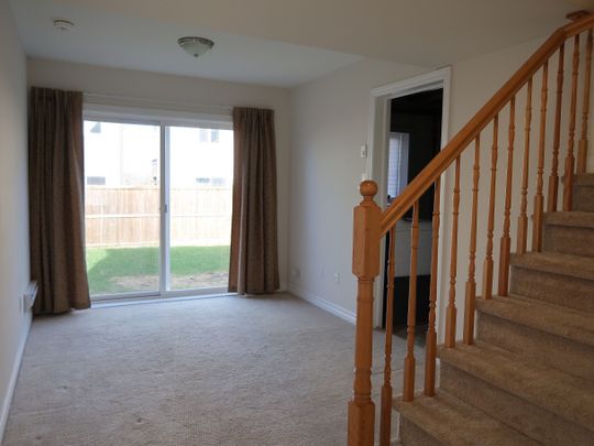 For Lease - 117 Gelderland Private, Kanata, Ontario - Photo 1