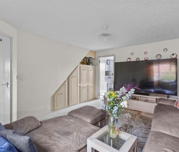 Vanguard Close, High Wycombe - Photo 1