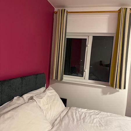 1 bedroom property to rent - Photo 3