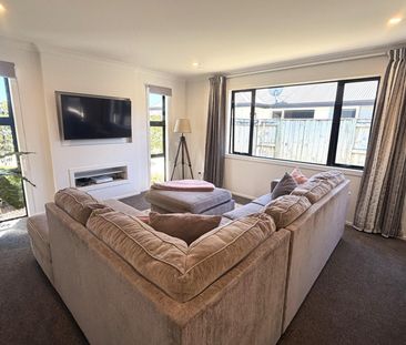 8 Cherry Place, Feilding - Photo 1