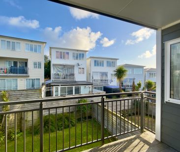 BRAND NEW 4-BEDROOM IN FLAT BUSH - Photo 3