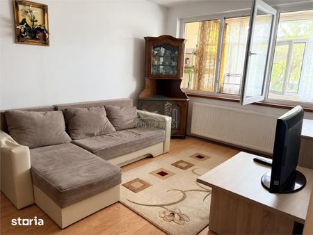 Apartament 2 camere decomandat balcon zona Hipodrom III - Fotografie 4