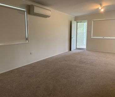 Peaceful & Private Cottage Living - Photo 3