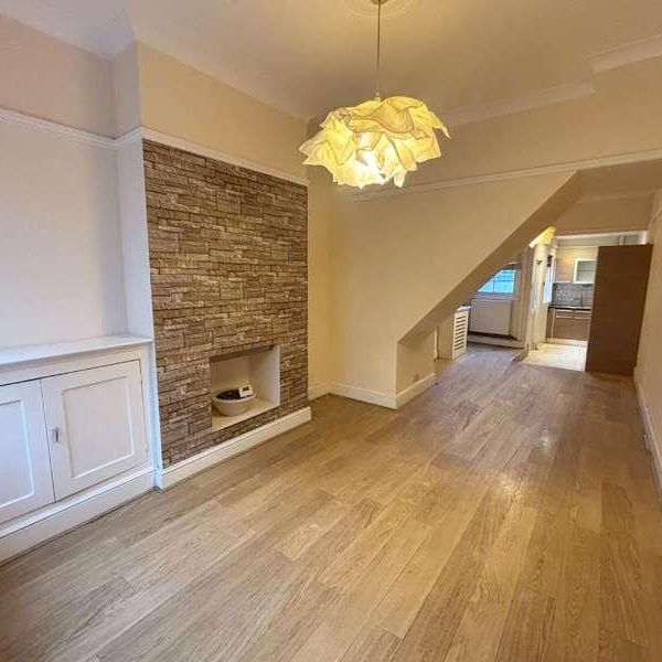 Lansdowne Road, Aylestone, Leicester, LE2 - Photo 1