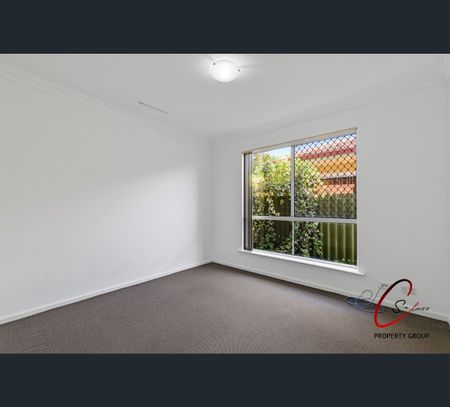 27 Chiddington Street, Beckenham, WA 6107 - Photo 4