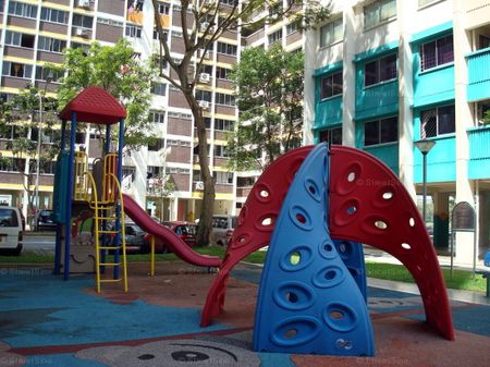 Blk 388 Yishun Ring Road (Yishun), HDB 4 Rooms - For Rent - Photo 2
