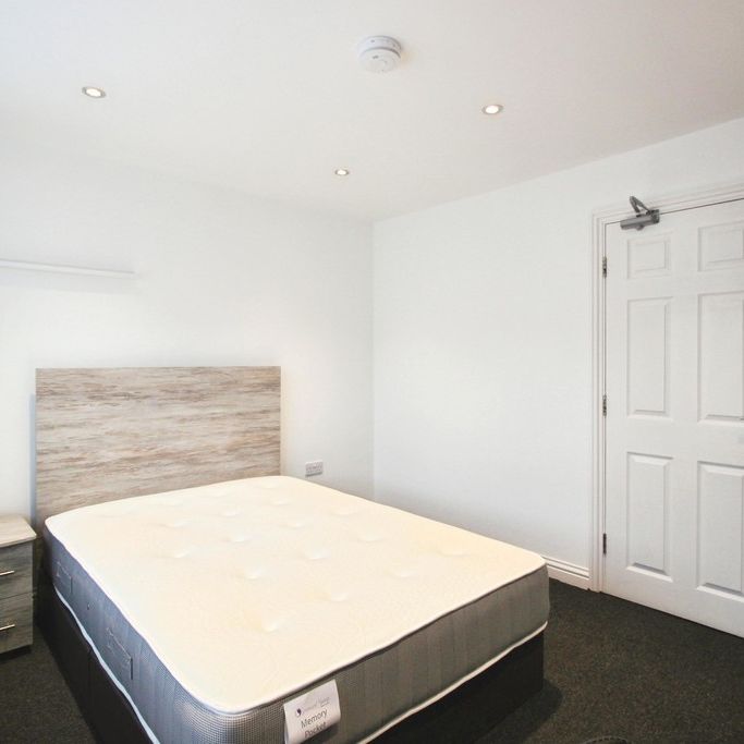 Kensington Green, Chester - Photo 1