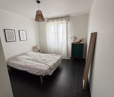 Location Appartement 2 pièces 44m² - Photo 3