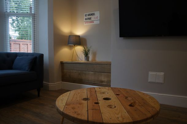 6 Bed Terraced House, Arundel Avenue, L17 - Photo 1