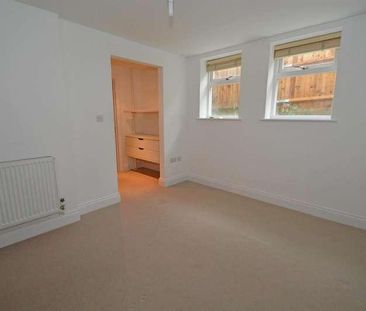 Roca Court, Hermon Hill, Wanstead, E11 - Photo 4
