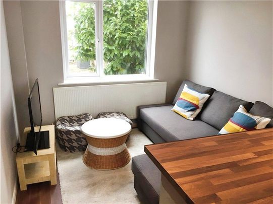 4 bedroom terraced house to rent - Photo 1