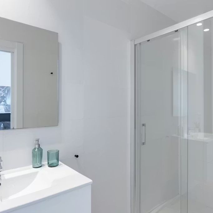 Calle Salamanca, Valencia, Valencian Community 46005 - Photo 1