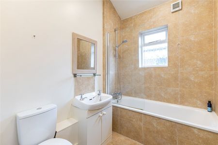 Atherton Street, Battersea, SW11 flat to rent - Photo 3