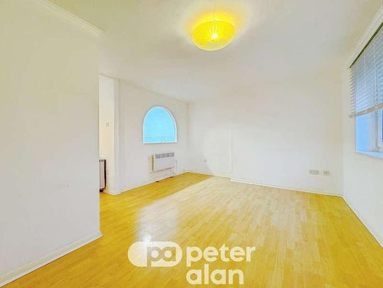 Felbridge Close, Atlantic Wharf, Cardiff, CF10 - Photo 1