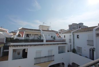 Atico tipo duplex en el corazón de La Carihuela (DISPONIBLE DESDE SEPTIEMBRE DE 2026) – tor487jv