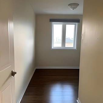 2 Beds 1.5 Baths Townhouse - Photo 4