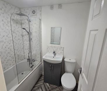 Studio to rent - Photo 6