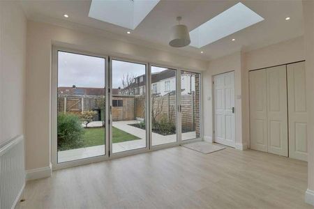 Beechwood Road, Portsmouth, PO2 - Photo 2