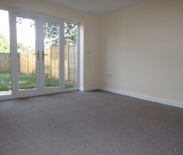 Ainsley Gardens, Boyatt Wood - Photo 1