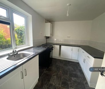 3 bedroom terraced house to rent - Photo 4