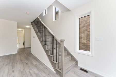 For Lease - 116 Turnberry Lane, Barrie, Ontario - Photo 5