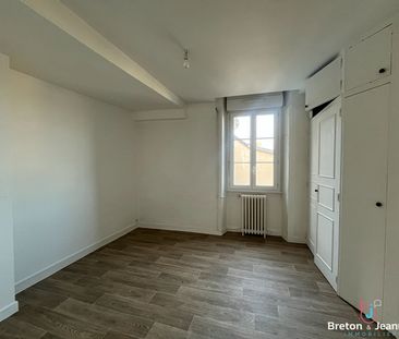 Location Appartement 4 pièces 82m² - Photo 2