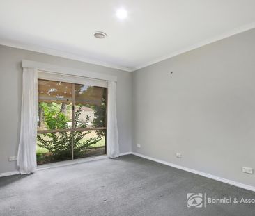 8 Cedar Court, Thurgoona - Photo 6