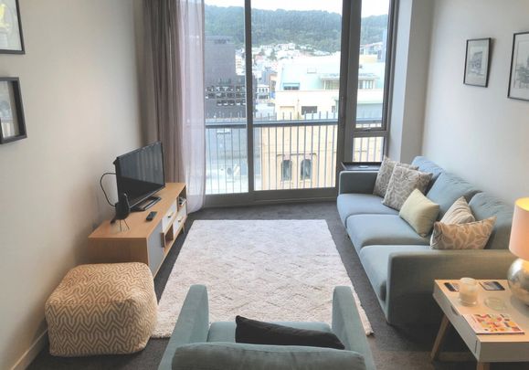 One bedroom city living apartment - Photo 1