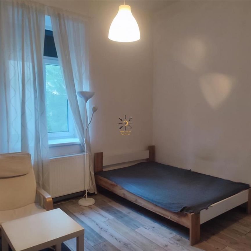 Kiadó lakás - Pécs - Fotó 1