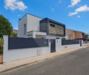 Moradia T4 em Lisboa - Photo 5