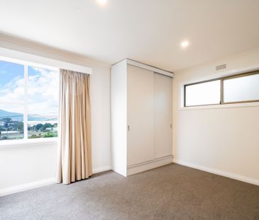 Comfortable Family Home - Photo 5