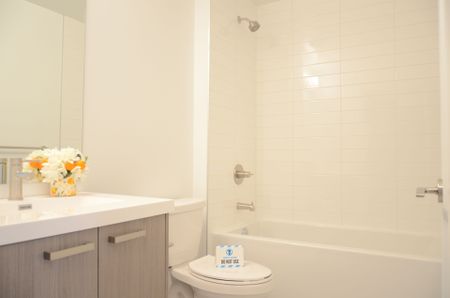 For Lease - 20 Soudan Avenue Unit# #902, Toronto, Ontario - Photo 3