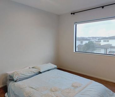 Lock and Leave Living in Flat Bush - Photo 1