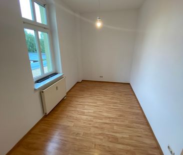 3-Raum-Wohnung mit EBK, Balkon und Kamin - Photo 5