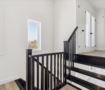 For Lease - 3 Southam Lane, Hamilton, Ontario - Photo 1