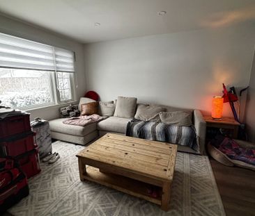 For Lease - 147 Lasalle Avenue Unit# Upper, Oshawa, Ontario - Photo 1