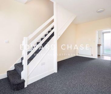 2 bedroom terraced house to rent - Photo 2