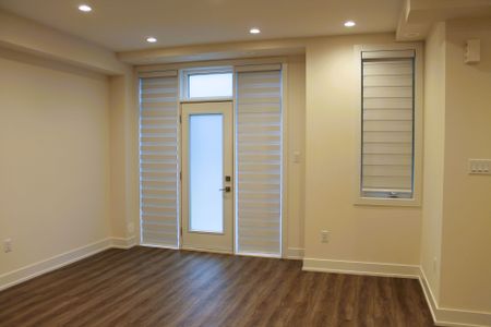 For Lease - 8 Sayers Lane Unit# 15, Richmond Hill, Ontario - Photo 2