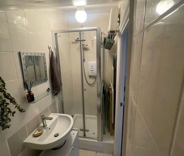 Studio Flat, Belgrade Road, N16 - Photo 6