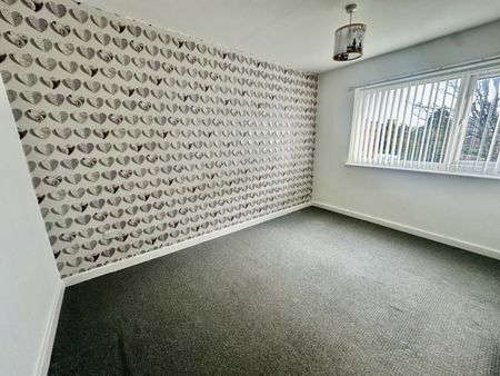 2 bedroom Flat To Let Total Size: 646 SQ FT - Photo 2