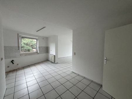 Helle Dachgeschosswohnung mit Balkon, ca. 62,41 m² in Dortmund-Marten zu vermieten! - Foto 2