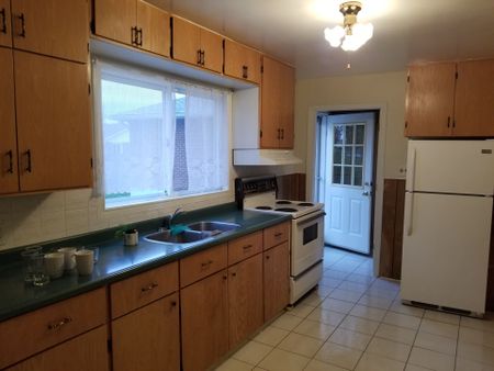 For Lease - 65 Kitchener Road, Toronto, Ontario - Photo 5