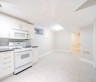 For Lease - 1041 St Clarens Avenue Unit# Basement, Toronto, Ontario - Photo 5