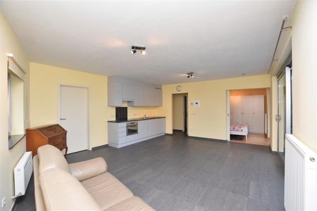 1slk. app. - rustig gelegen, met terras- en garagebox - Photo 2