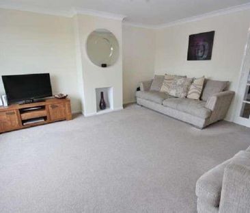 Grantham Avenue, Hamble, Southampton, Hampshire, SO31 - Photo 6