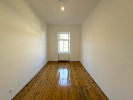 Generalsanierte schöne 2-Zimmer Wohnung in zentraler Lage - Provisionsfrei! - Photo 3