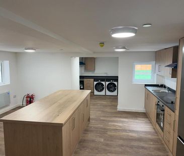 10 bedroom house share to rent - Photo 5